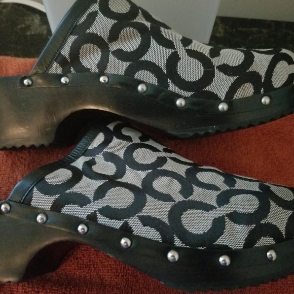 COACH CLOGS! - Picture 2 of 6